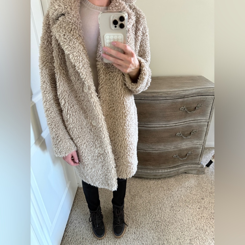 Herno buttoned faux-fur coat, size 40 (XS). Mint condition